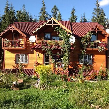 Cottage 12 Months Vorokhta Exterior photo